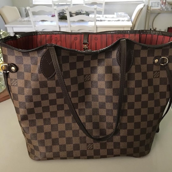 Louis Vuitton Handbags - Louis Vuitton Neverfull Damier MM